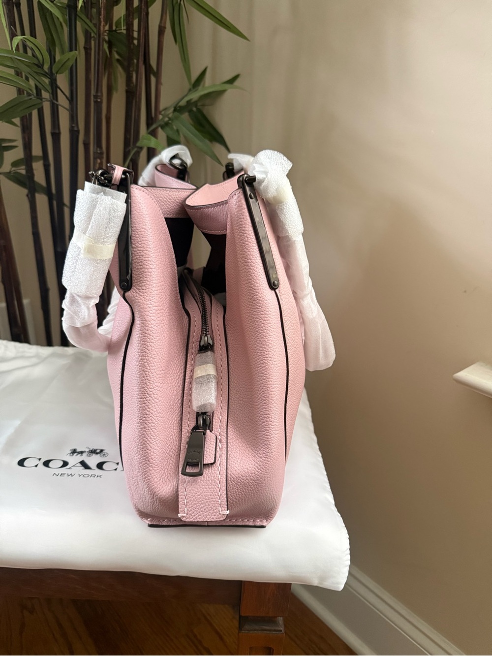 Coach Dalton 31 Shoulder Bag Aurora NWT - Picture 3 of 11